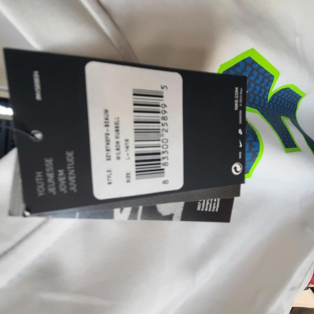 Seattle Seahawks Russell Wilson Women's Jersey - White, Size L - Picture 5 of 5